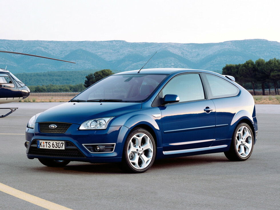 Коврики текстильные "Стандарт" для Ford Focus ST II (хэтчбек 5 дв / CB4) 2005 - 2008, черные, 5шт.